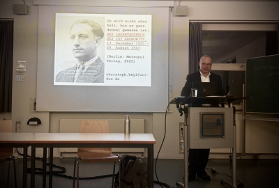 Prof. Dr. Christoph Heyl stellte in Frankfurt das Lagertagebuch des Isy Aronowitz vor / Foto: Jennifer Ehrhardt